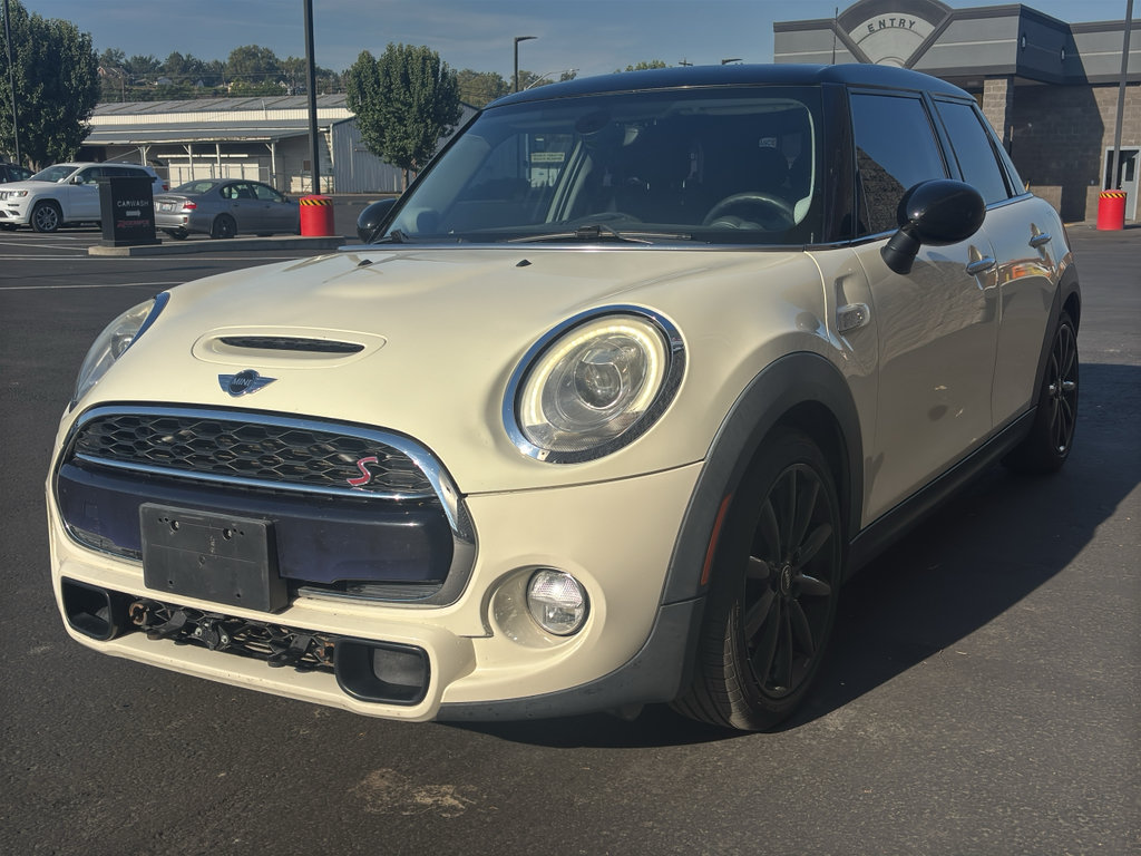 Used 2016 MINI Cooper S FWD image 3