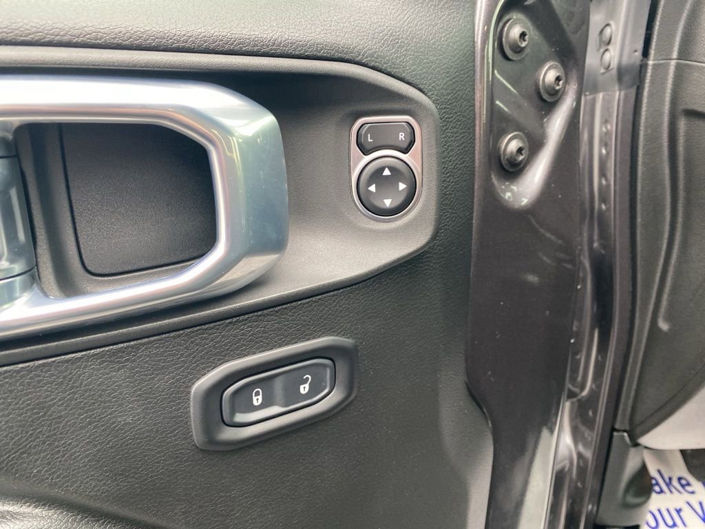 Used 2022 Jeep Wrangler Unlimited Sport image 10