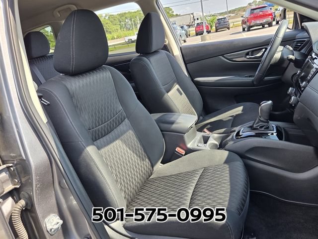 Used 2020 Nissan Rogue SV FWD image 18