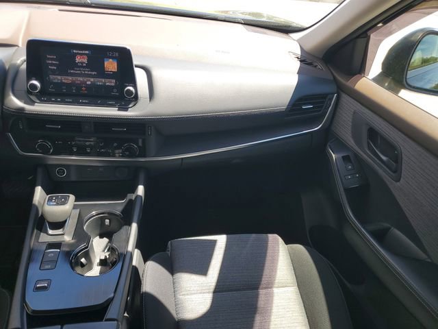 Certified 2021 Nissan Rogue S image 27