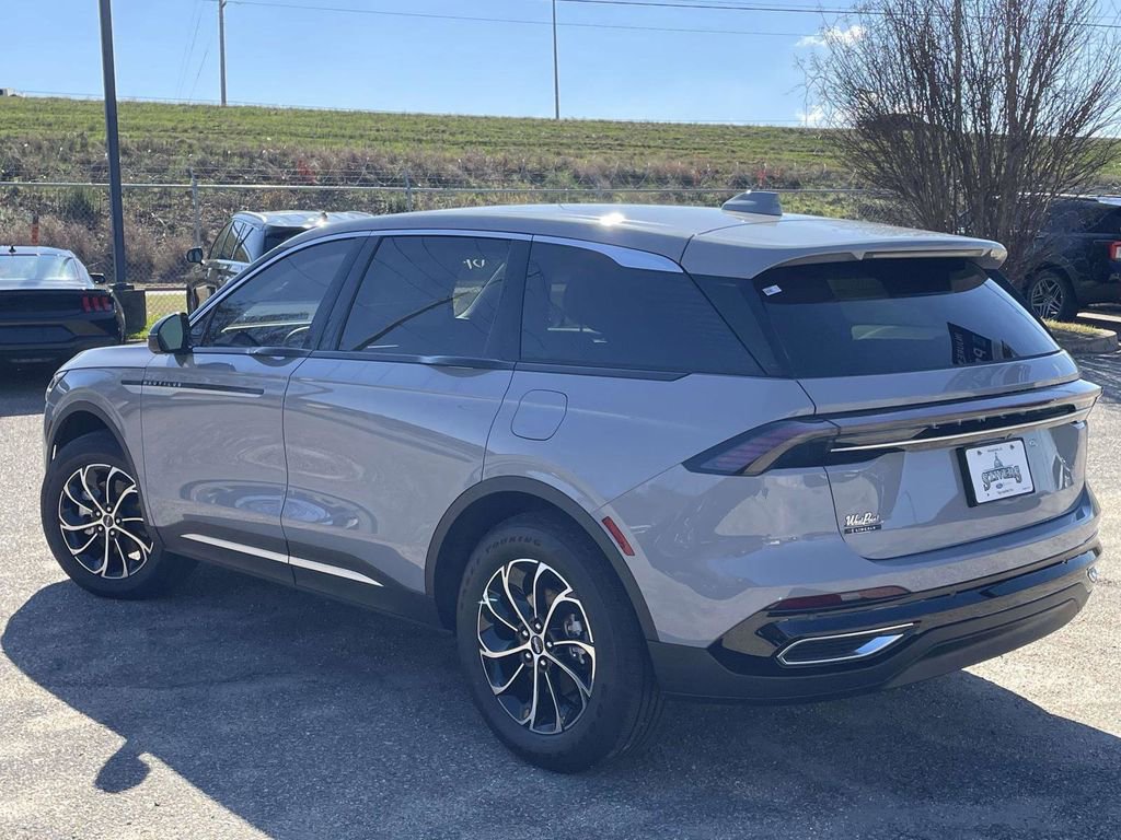 New 2026 Lincoln Nautilus Premier image 5