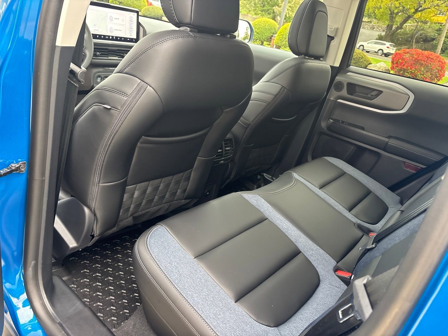 Used 2025 Ford Bronco Sport Outer Banks w/ Outer Banks Tech Package+ AWD/4WD image 37
