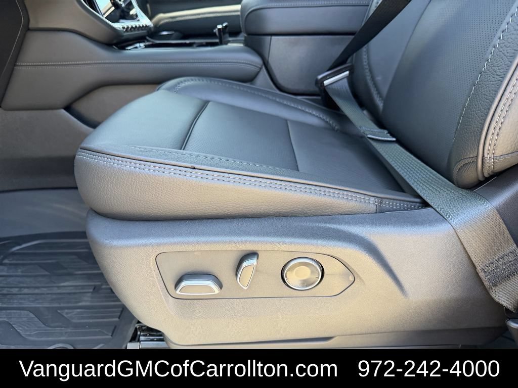 New 2026 GMC Yukon XL Denali w/ Denali Reserve Package AWD/4WD image 24