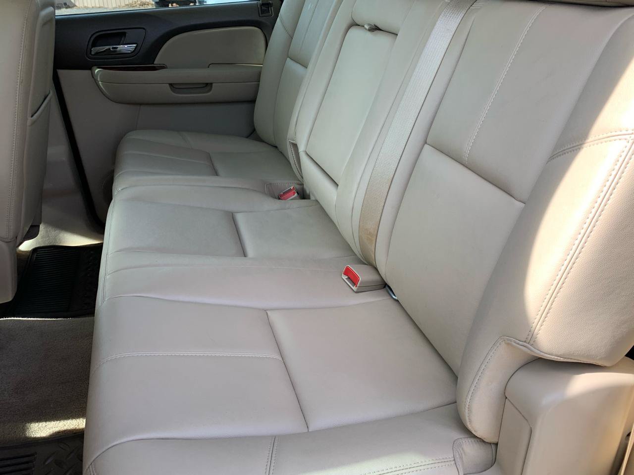 Used 2013 Chevrolet Silverado 3500 LTZ RWD image 22