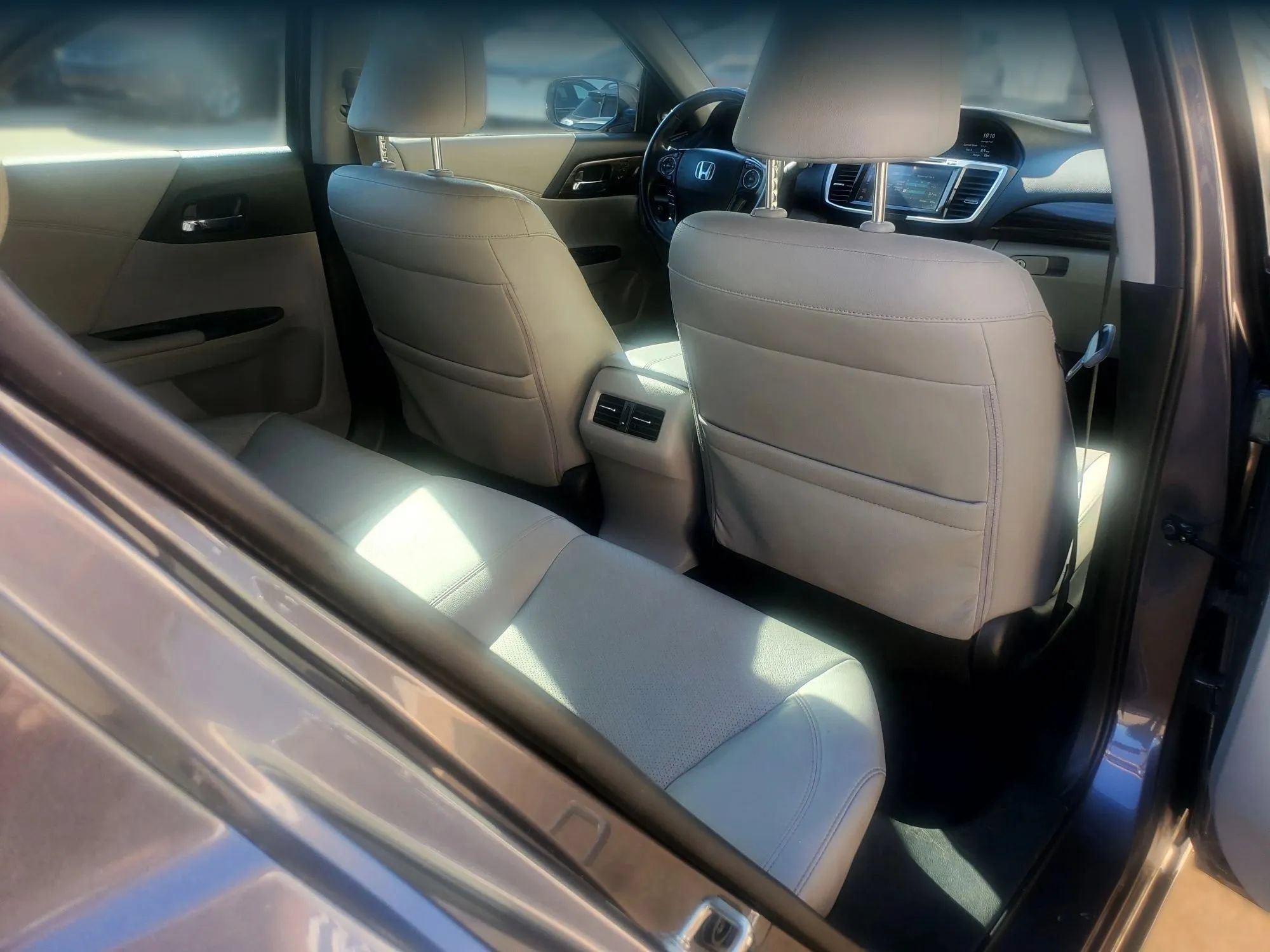 Used 2017 Honda Accord EX-L image 26