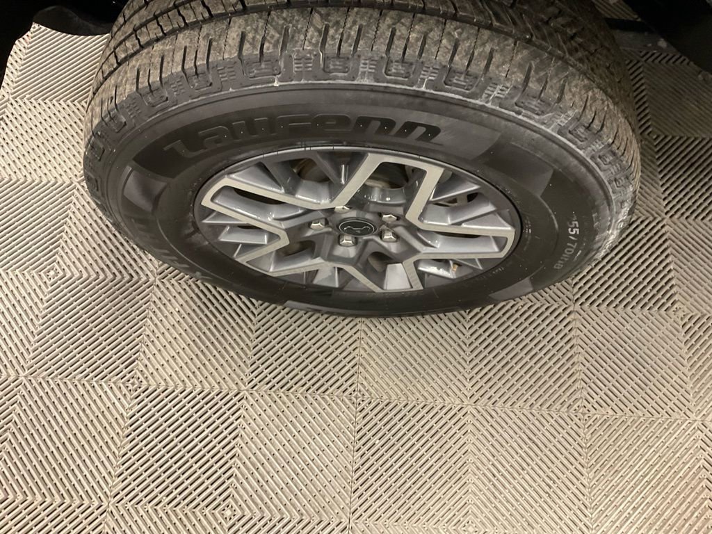 Used 2025 Jeep Wrangler Sahara image 14