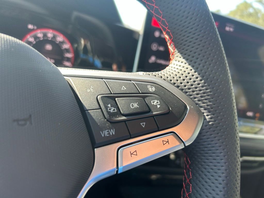 New 2025 Volkswagen GTI SE image 18