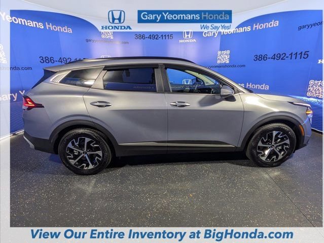 Used 2025 Kia Sportage EX w/ Premium Package image 7