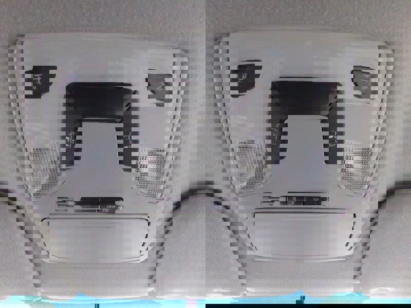 Used 2014 Toyota Sienna LE image 17