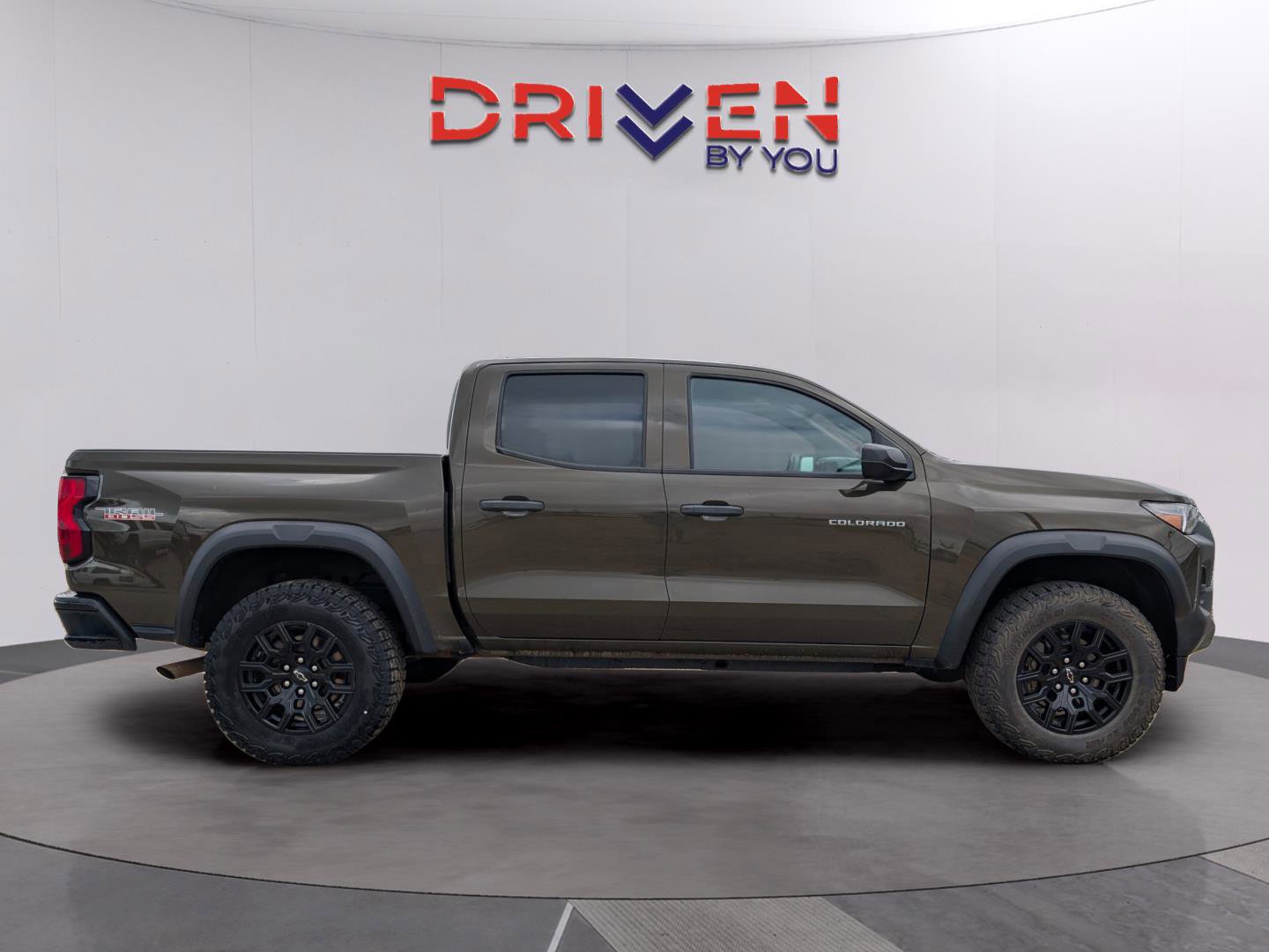 Used 2024 Chevrolet Colorado Trail Boss w/ Advanced Trailering Package image 6