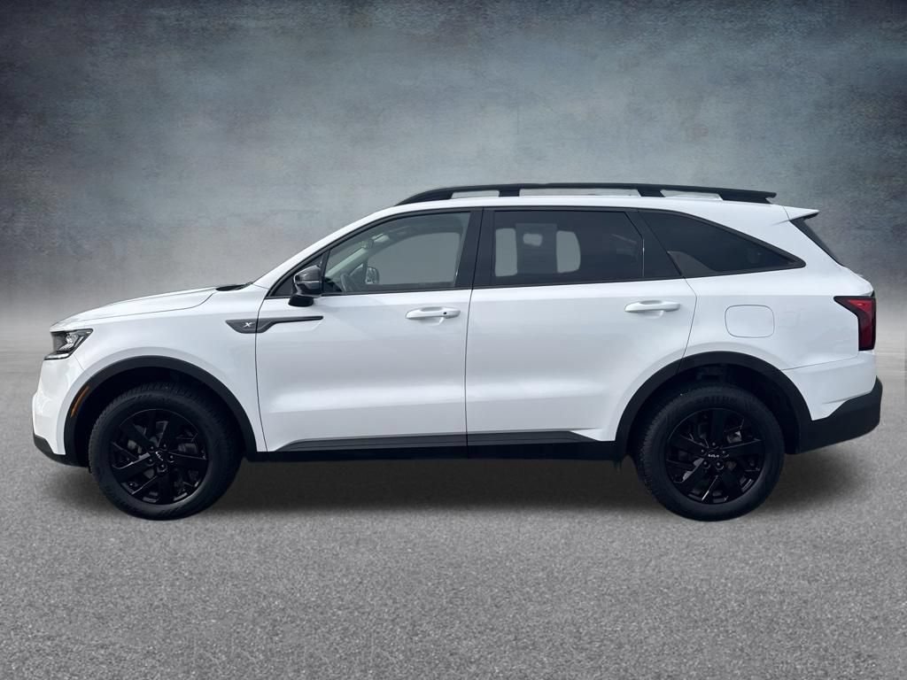 Used 2023 Kia Sorento S AWD/4WD image 3