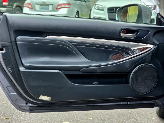 Used 2016 Lexus RC 200t image 25