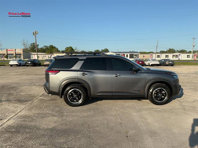 Used 2023 Nissan Pathfinder Rock Creek AWD/4WD image 15
