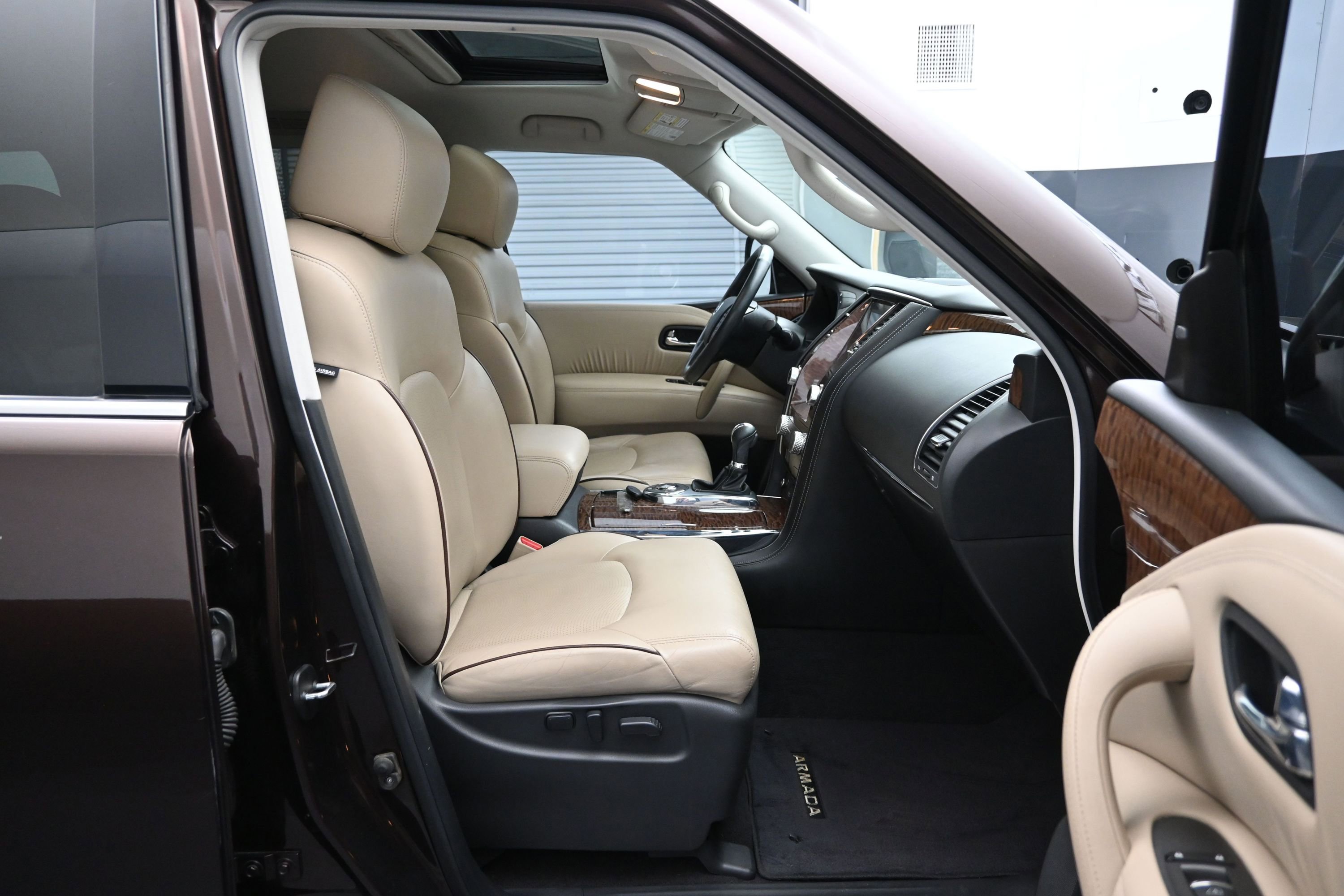 Used 2018 Nissan Armada Platinum w/ Captain Seat Package RWD image 13