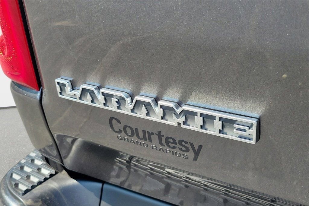 New 2026 RAM 1500 Laramie w/ Sport Appearance Package image 7
