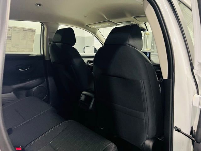 New 2026 Honda HR-V LX image 26