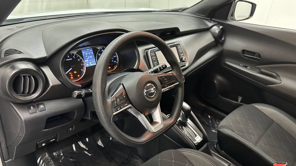 Certified 2019 Nissan Kicks S FWD image 18