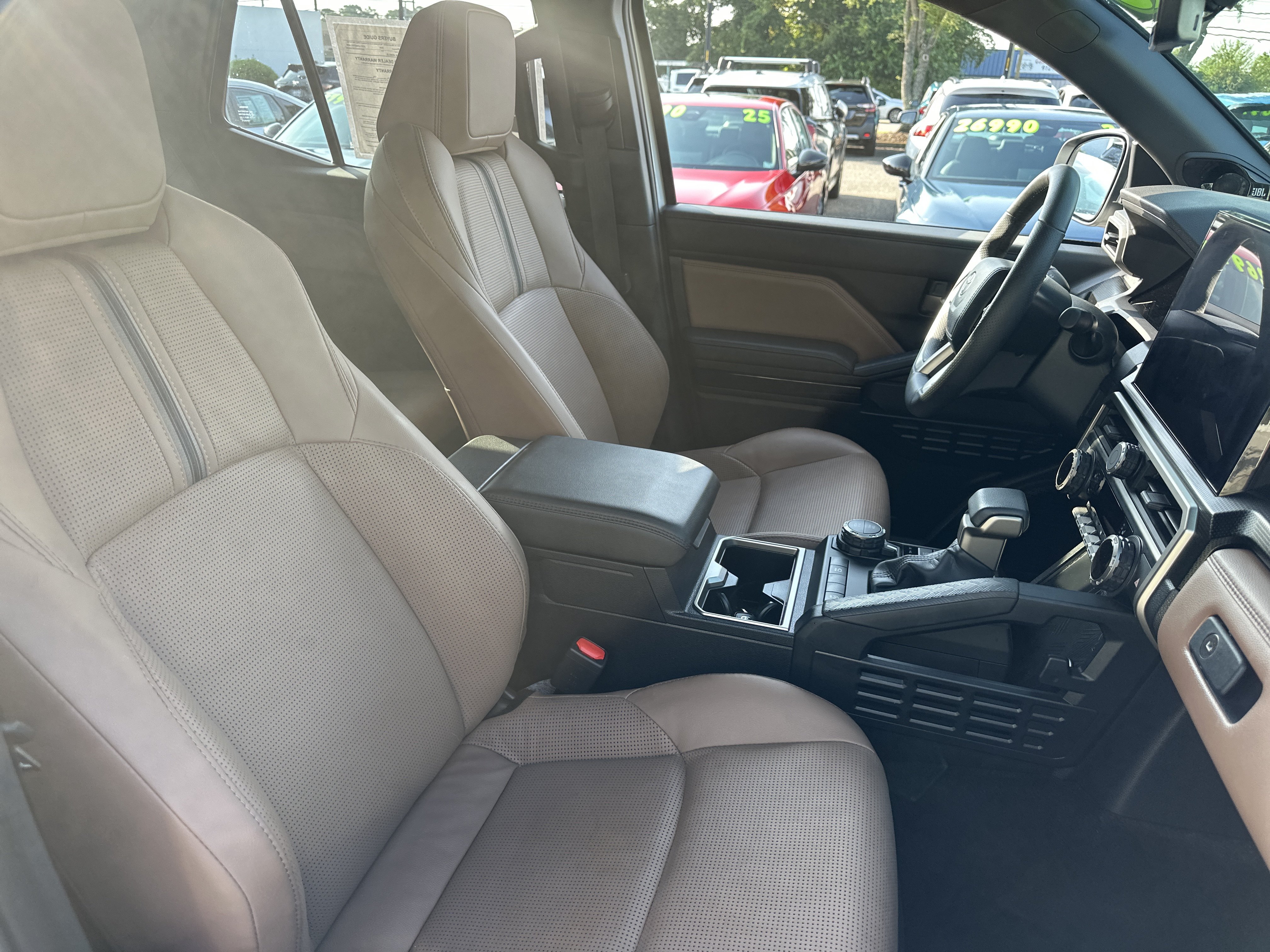Used 2026 Toyota 4Runner Limited AWD/4WD image 13
