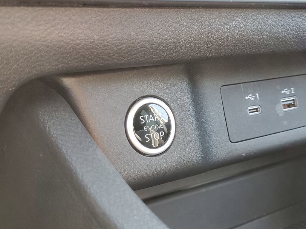 Used 2023 Nissan Rogue SV AWD/4WD image 26