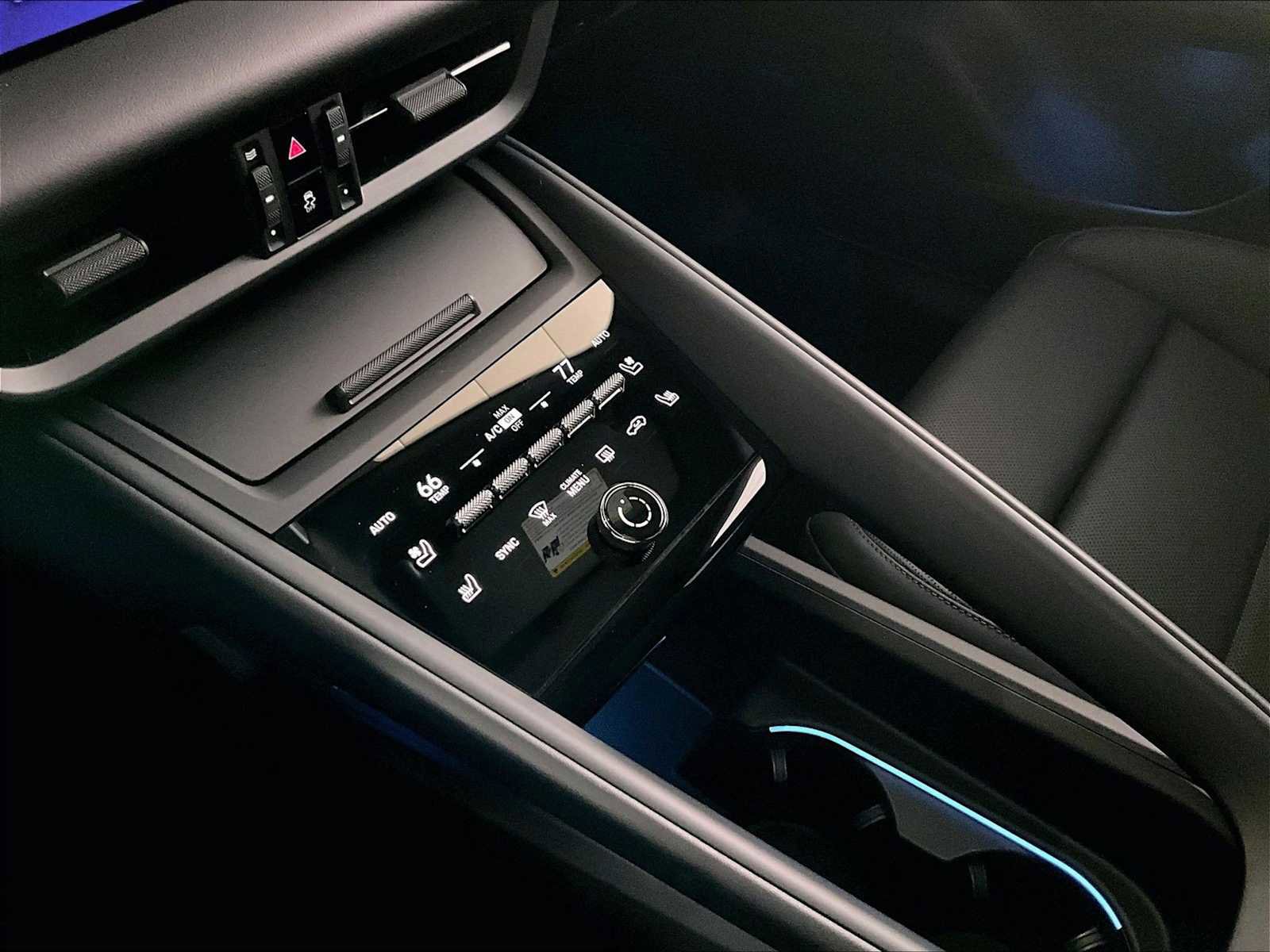 Used 2025 Porsche Macan 4S Electric image 20