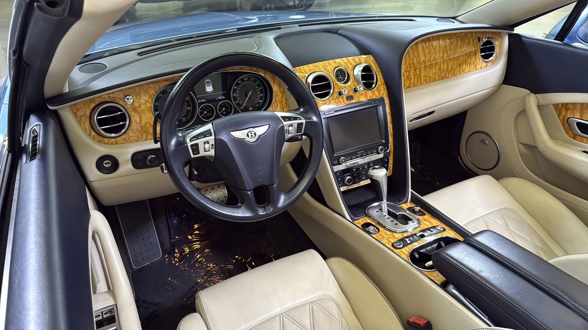 Used 2013 Bentley Continental GT image 28