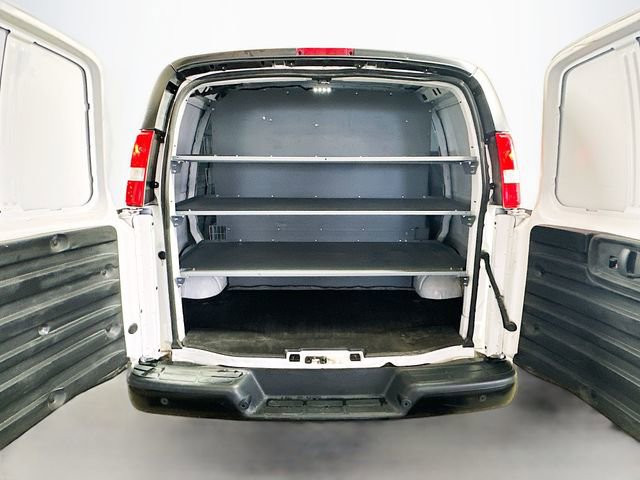 Used 2021 Chevrolet Express 2500 image 22
