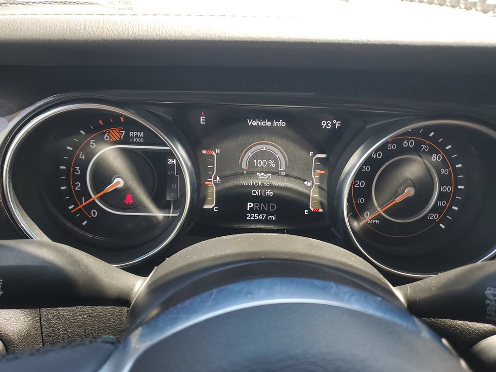 Used 2021 Jeep Wrangler Unlimited Sahara AWD/4WD image 25
