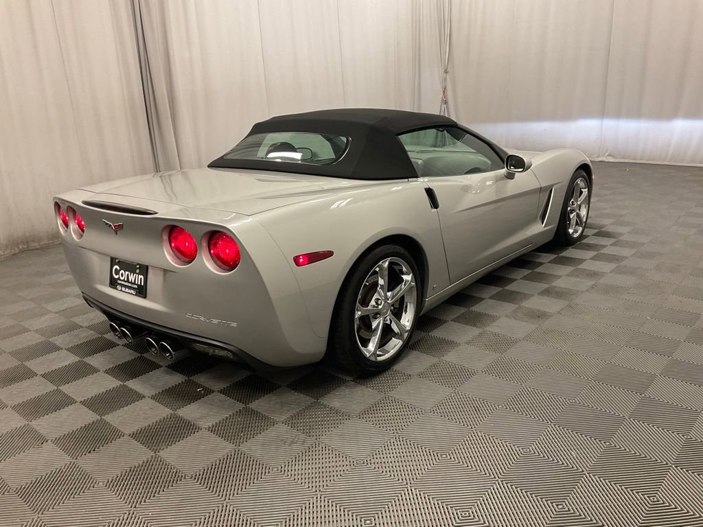 Used 2007 Chevrolet Corvette Convertible w/ Preferred Equipment Group RWD image 5