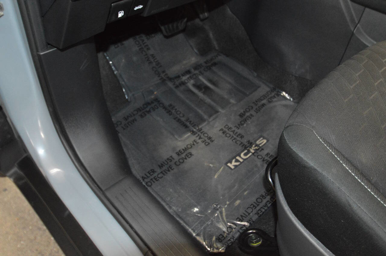 Used 2024 Nissan Kicks SV image 26