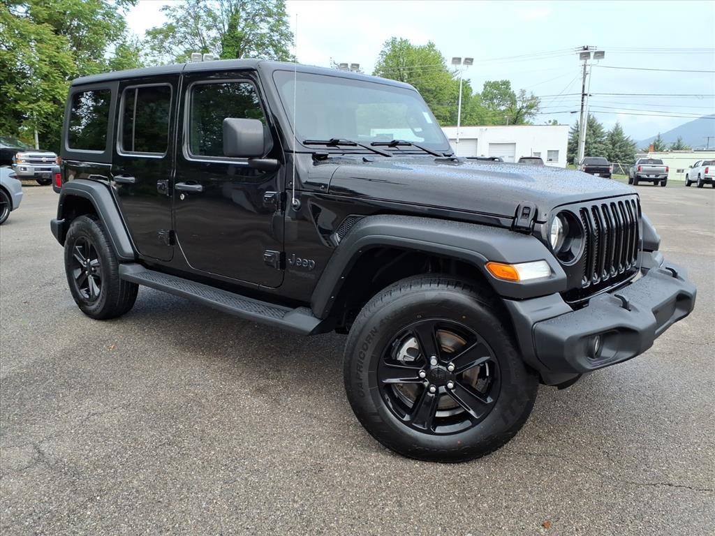 Used 2022 Jeep Wrangler Unlimited Sport AWD/4WD image 2