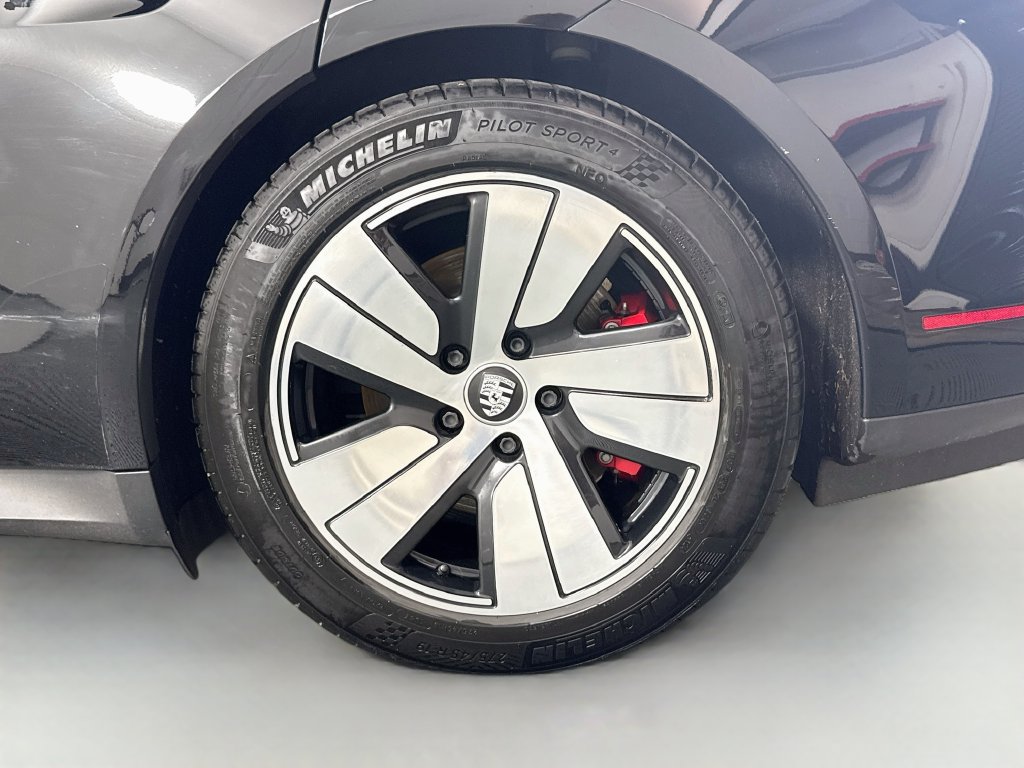 Certified 2021 Porsche Taycan 4S AWD/4WD image 31