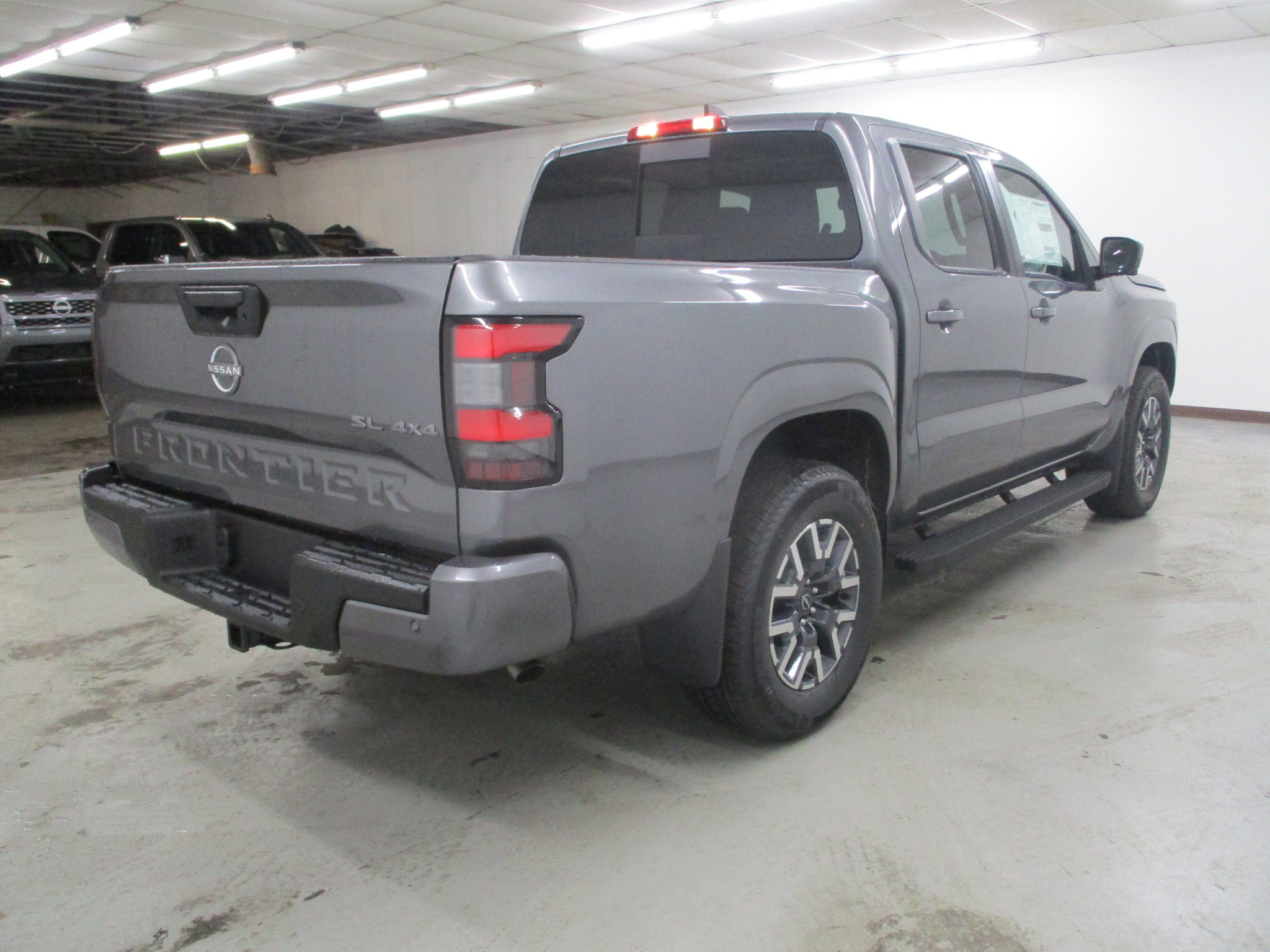 New 2025 Nissan Frontier SL image 7