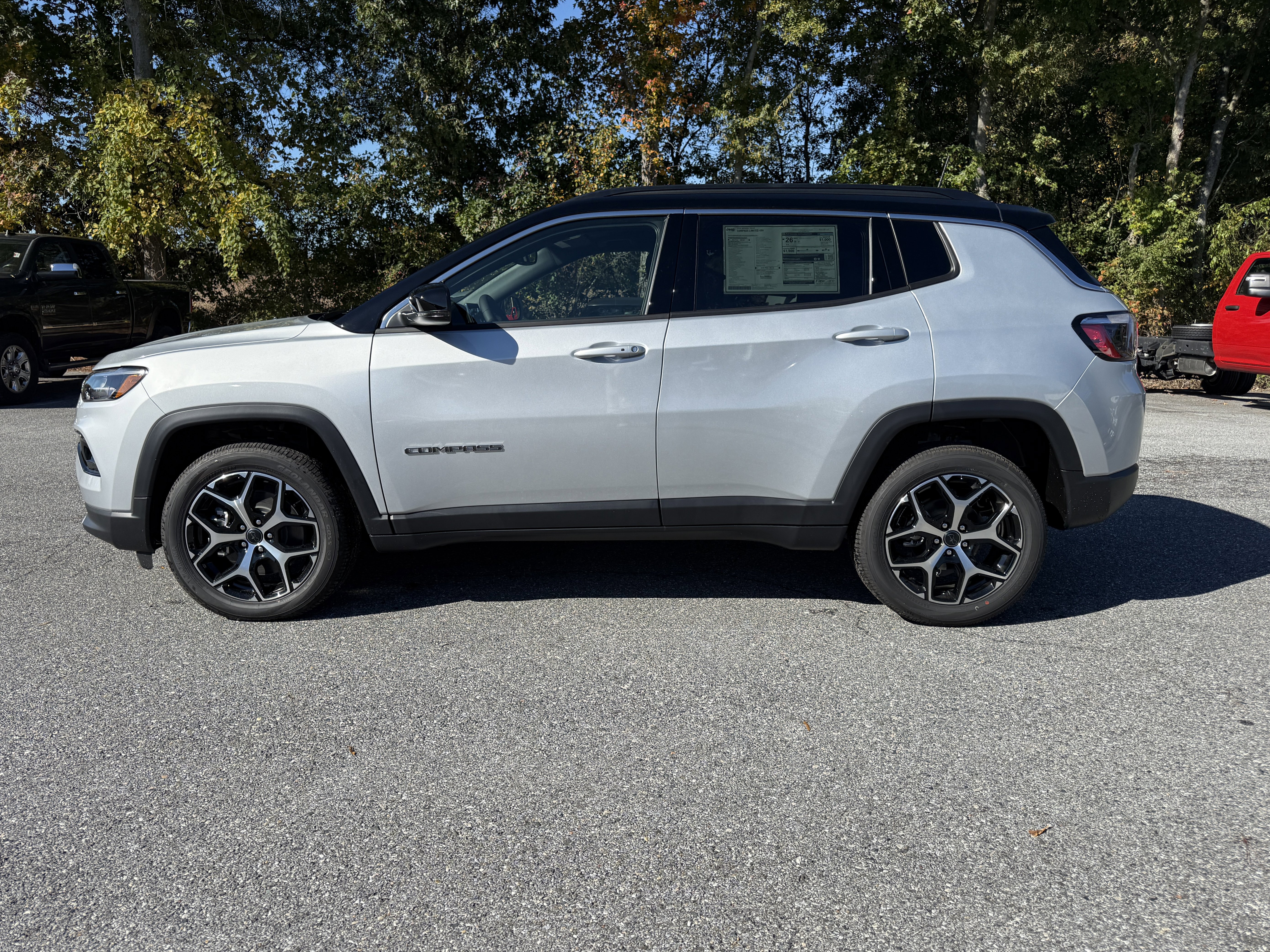 New 2026 Jeep Compass Limited image 4