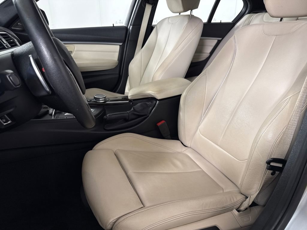 Used 2016 BMW 340i Sedan image 11