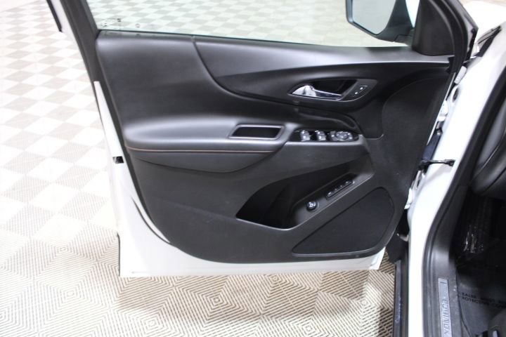 Used 2022 Chevrolet Equinox Premier image 17