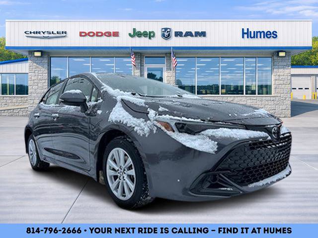Used 2023 Toyota Corolla SE image 1