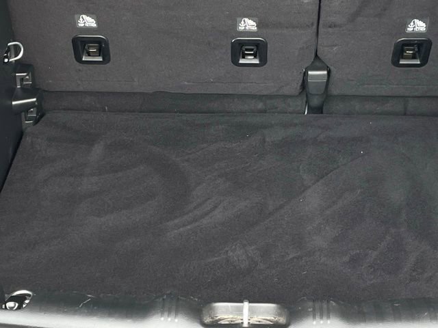 Used 2019 Jeep Compass Latitude FWD image 16