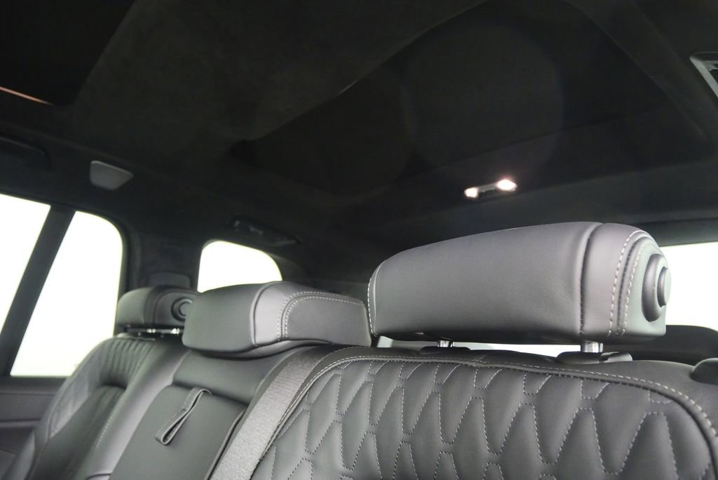 Used 2026 BMW X7 M60i image 17