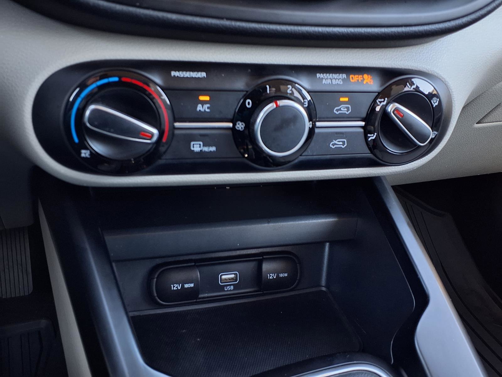 Used 2021 Kia Soul LX image 19