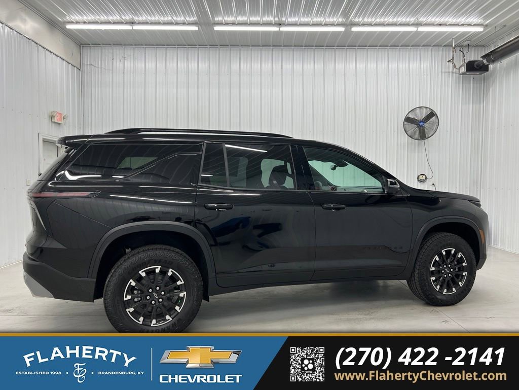 New 2026 Chevrolet Traverse Z71 w/ Driver Confidence Package AWD/4WD image 2