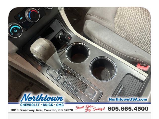 Used 2012 Chevrolet Traverse LT image 23
