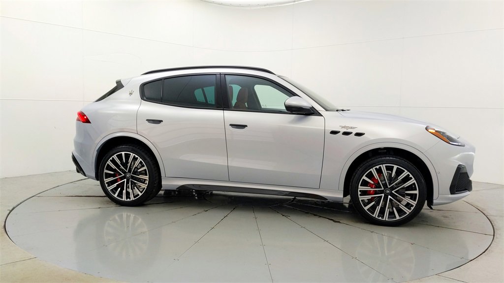 New 2024 Maserati Grecale Trofeo image 8