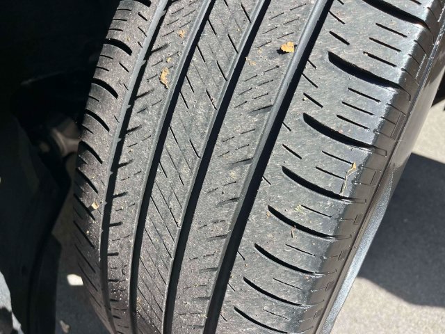 Used 2023 Ford Explorer XLT RWD image 12
