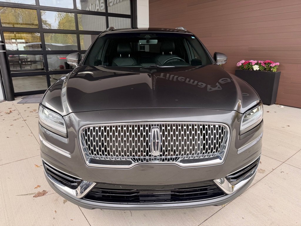 Used 2019 Lincoln Nautilus Select image 2