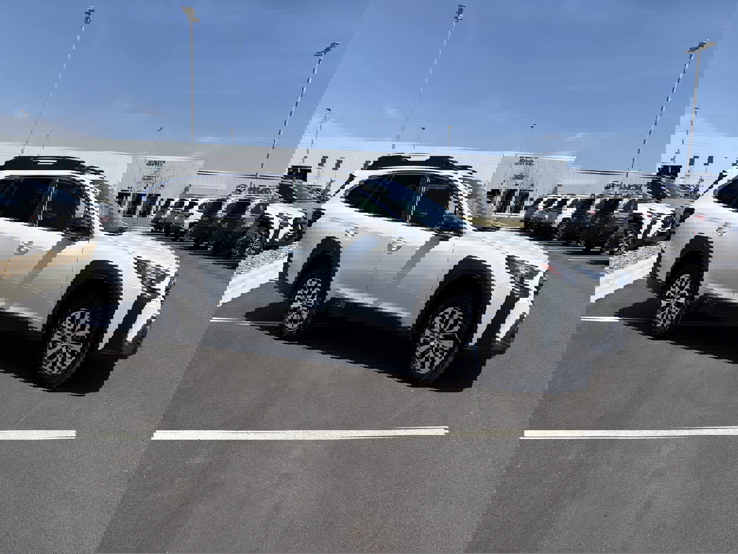 Certified 2025 Subaru Outback Premium image 7