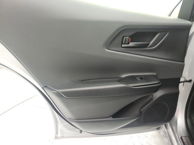 Used 2026 Toyota Prius LE image 9