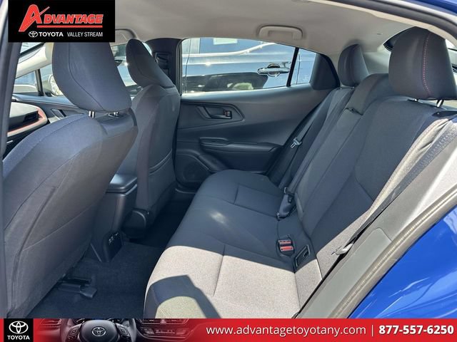 Used 2025 Toyota Prius Plug-In Hybrid FWD image 14