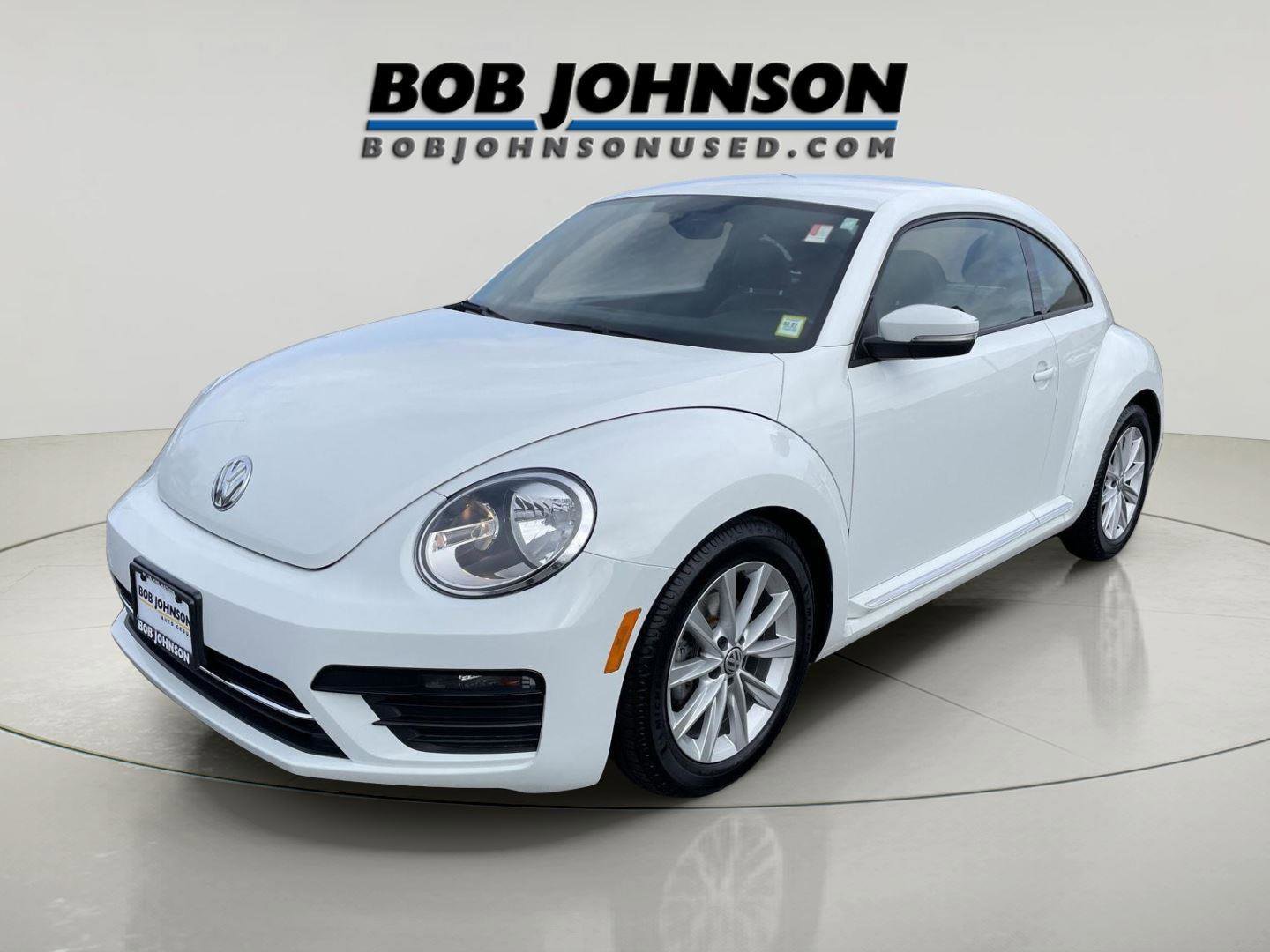 Used 2018 Volkswagen Beetle 2.0T S w/ Style & Comfort Package For S image 7