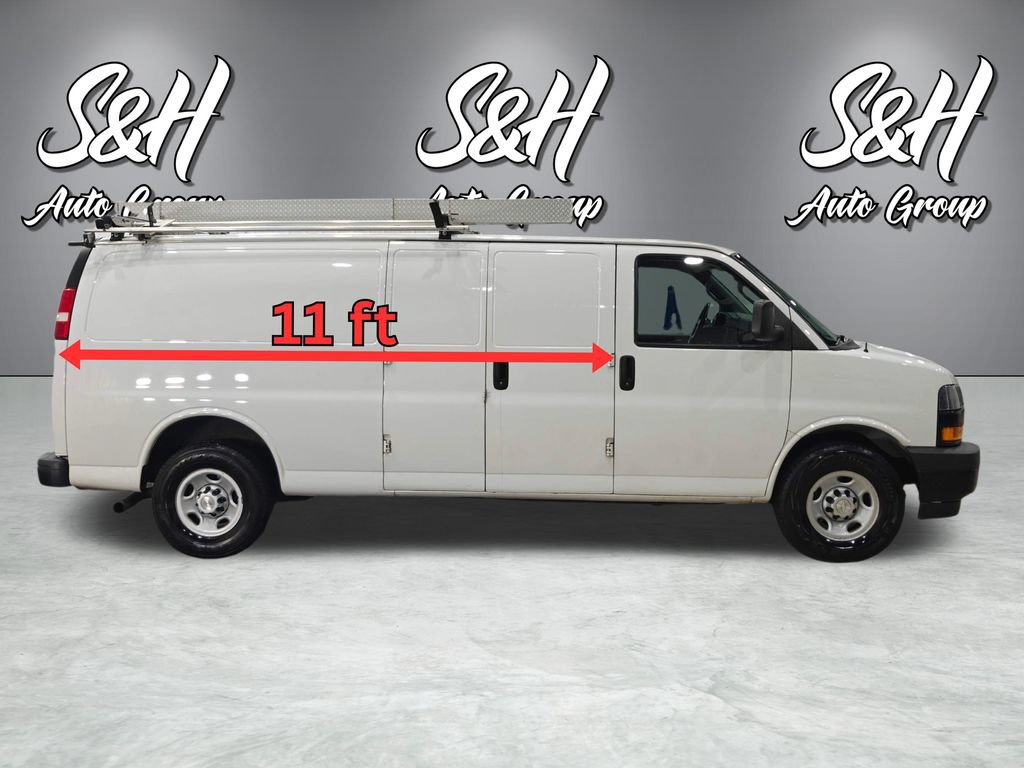 Used 2019 Chevrolet Express 3500 Extended w/ Driver Convenience Package RWD image 19