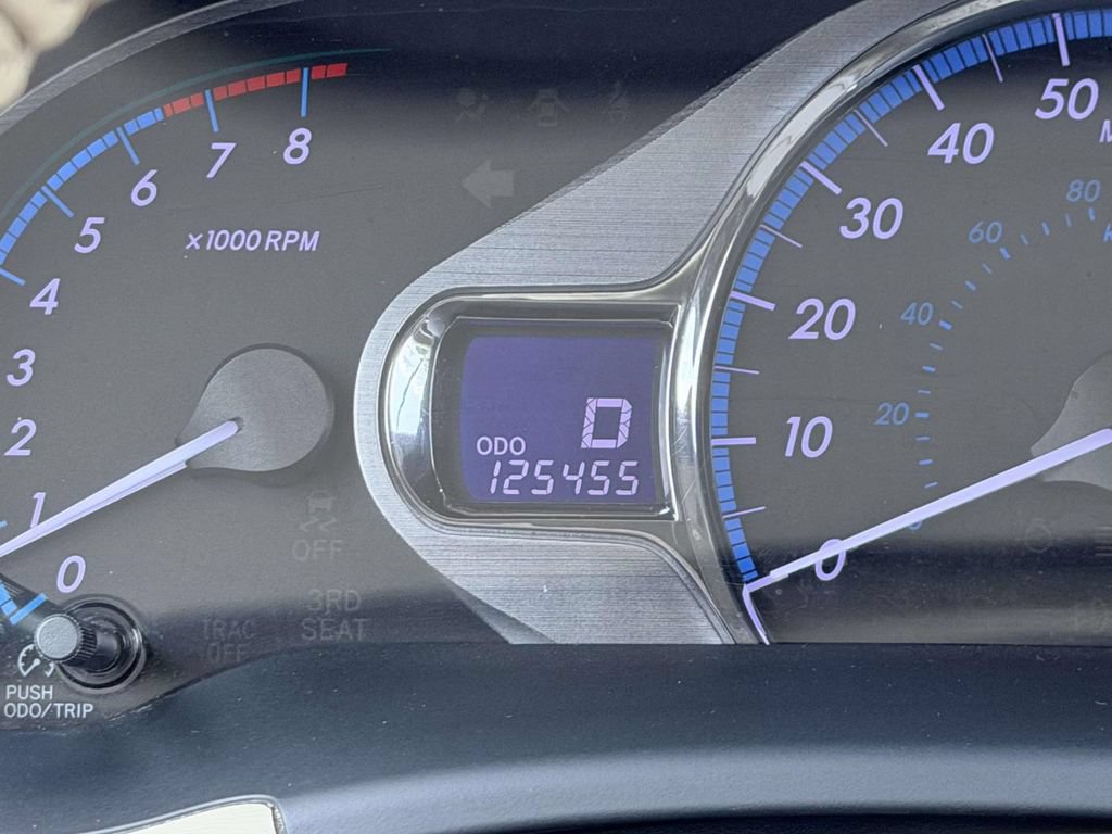 Used 2013 Toyota Sienna XLE FWD image 11